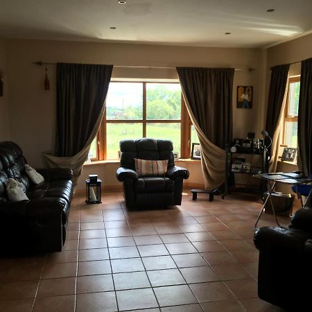 Villa Annies Meadow. Knock  Esterno foto