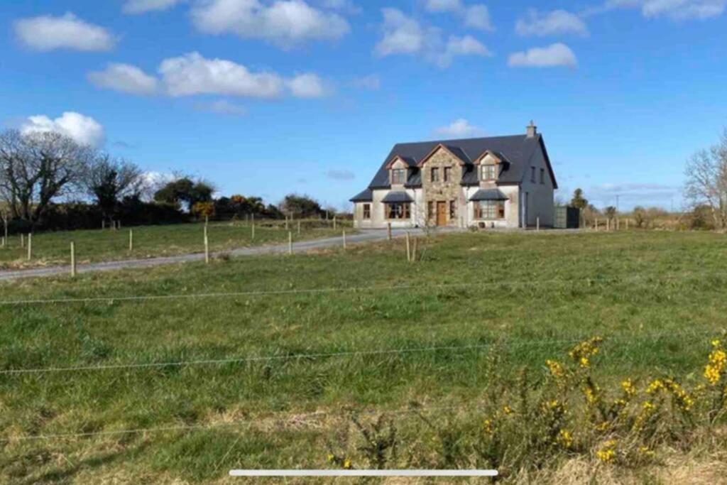 Villa Annies Meadow. Knock  Esterno foto