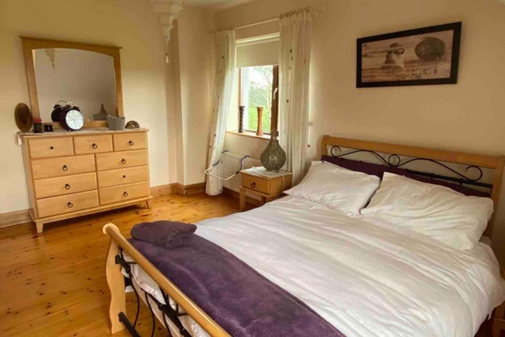 Villa Annies Meadow. Knock  Esterno foto